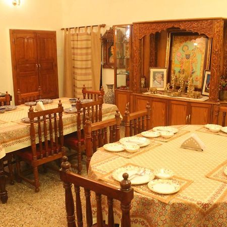 Homestay Varanasi Exterior photo